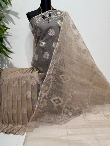 SAREE