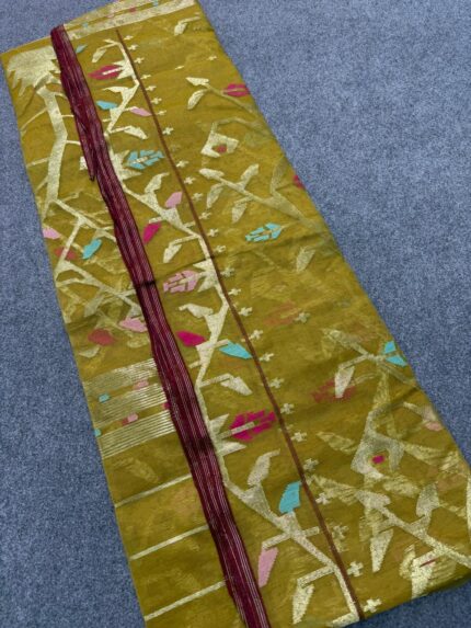 SAREE